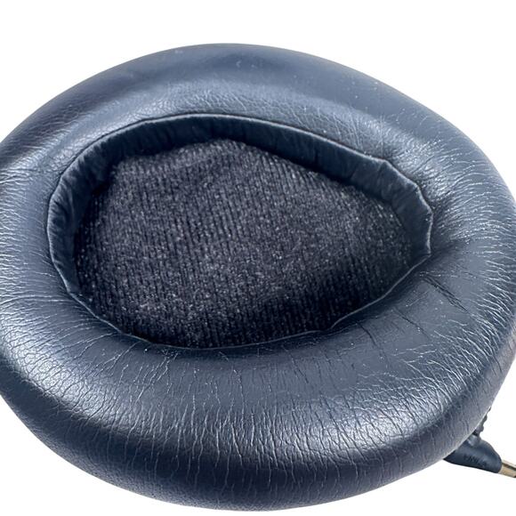 Sony MDR-10RNC Headphones Black Wired Over-Ear Noise-Canceling 3.5 mm Connector - Picture 5 of 8